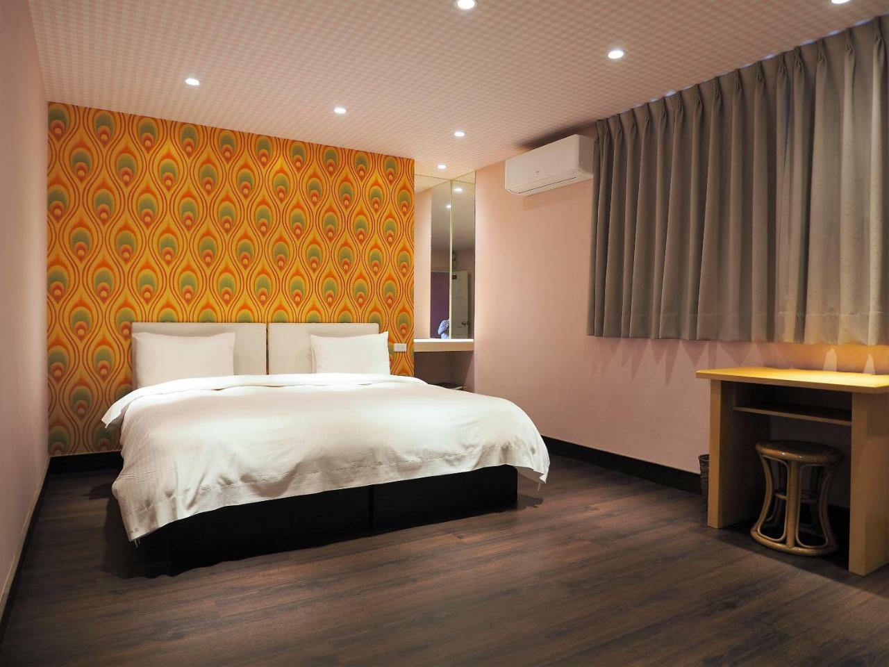 Day Chen Hotel Yilan Exterior photo